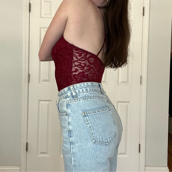 Windsor | Lace Bodysuit - Picture 3 of 6